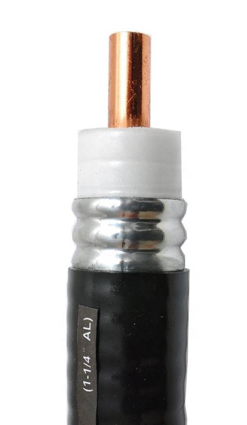 Komunikacja 1-1/4" AL RF Karbowany kabel koncentryczny 50 omów z czarną osłoną 0